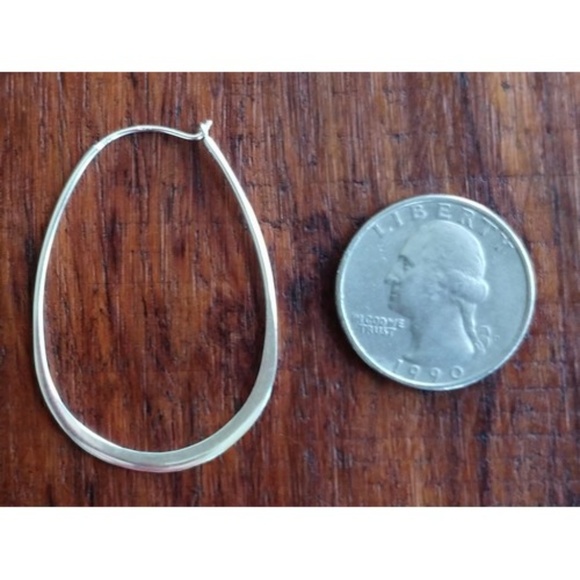 NEW Silver Oval Hoop Earrings - Picture 2 of 2